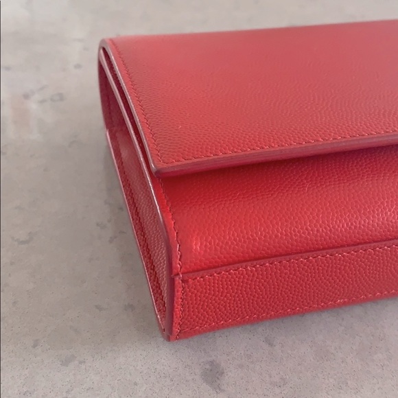 Saint Laurent red Cassandra clutch - Picture 4 of 8